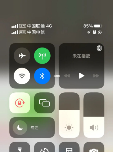 绥化苹果手机维修分享iPhone双卡信号解决办法 