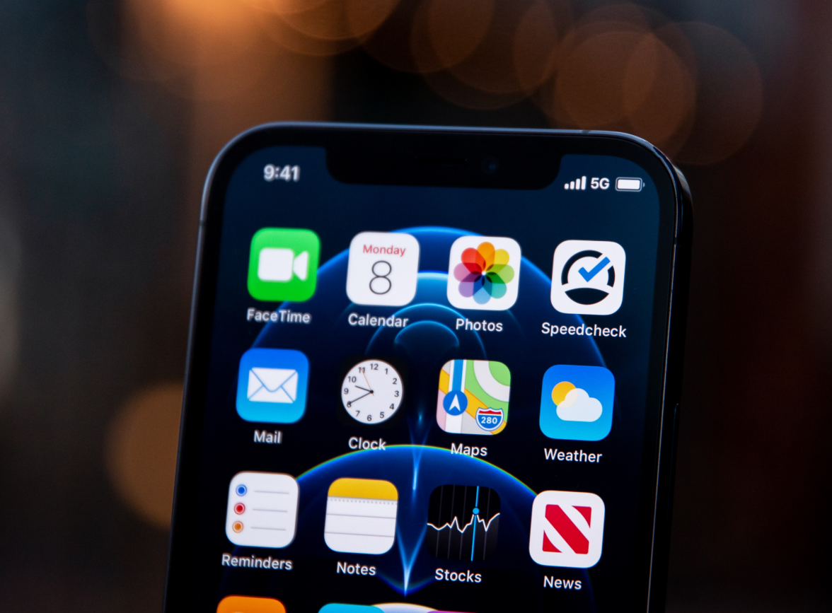 绥化苹果手机维修分享为什么 iPhone 12 在冬季会自动关机 