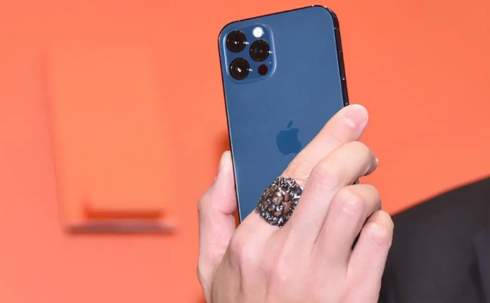 绥化苹果手机维修分享iPhone12系列重启方法教程 